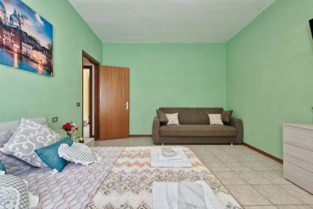 Venice Miramare Residence เมสเตร ภายนอก รูปภาพ